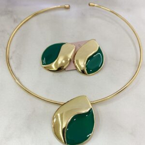 Emerald Flow Jewelry Set