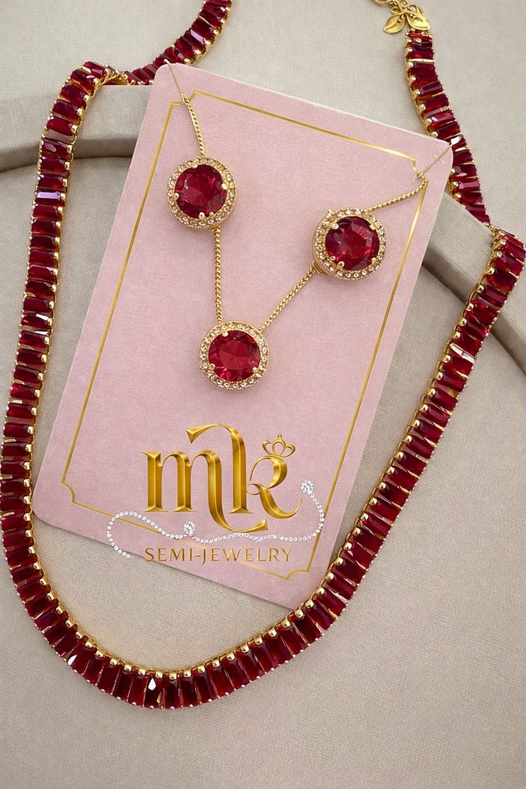 Elegant red crystal jewelry set.